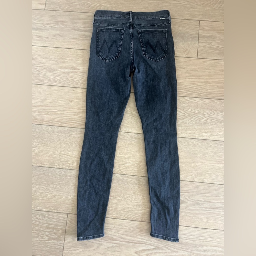 MOTHER jeans size 27 in the looker nightowl washed black/gray